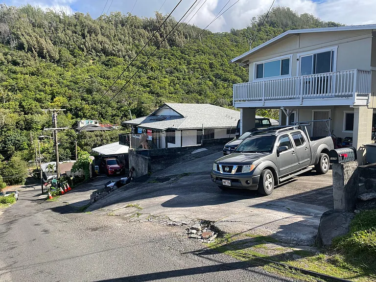 1576 Pahulu St #3 — Photo 2