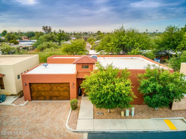 3050 N Presidio Park Pl, Tucson, AZ 85716