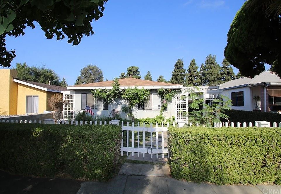 1st image of 6329 Canobie Ave