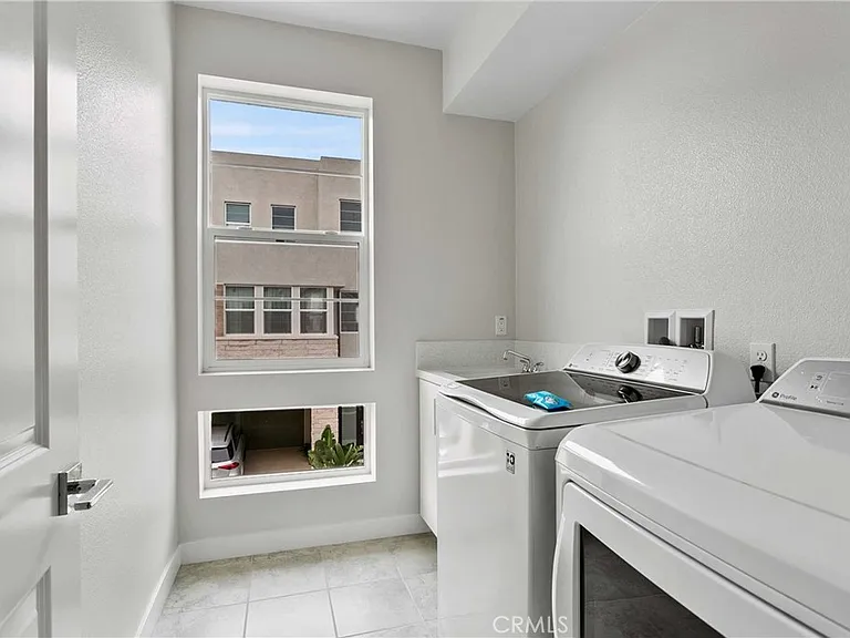 181 Pin Ln — Photo 20