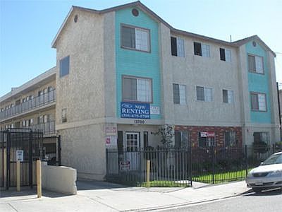 1st image of 13700 Kornblum Ave APT 17