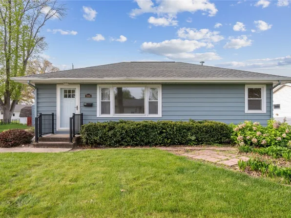 2995 15th Ave, Marion, IA 52302