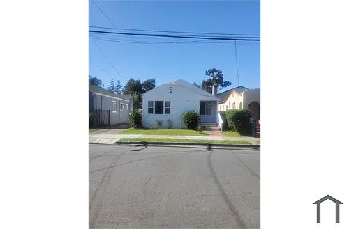 8109 Hillside St Photo 1