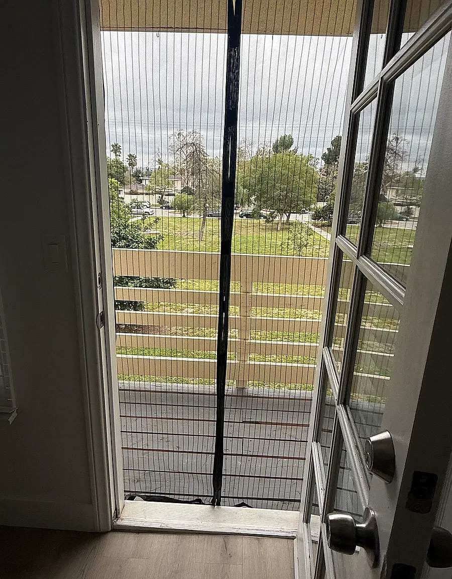 3 bed, 1064 sqft, $2,595 — Photo 2