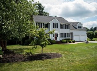 65 Mohawk Rd, Raynham, MA 02767