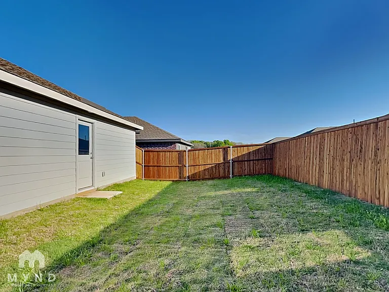 2057 Belgian Dr — Photo 19