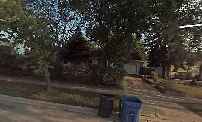 20330 Hellenic Dr photo 1
