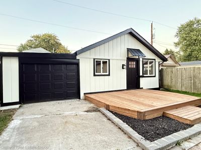 1649 Whipple St, Port Huron, MI, 48060