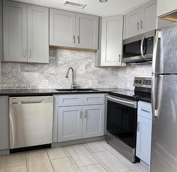 165 Fanshaw Way #D-165 — Photo 2