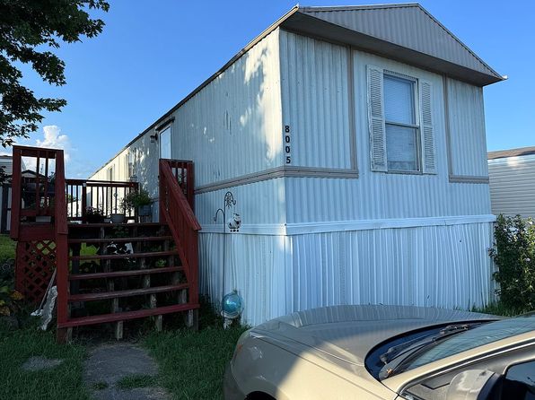 8005 Heights Dr