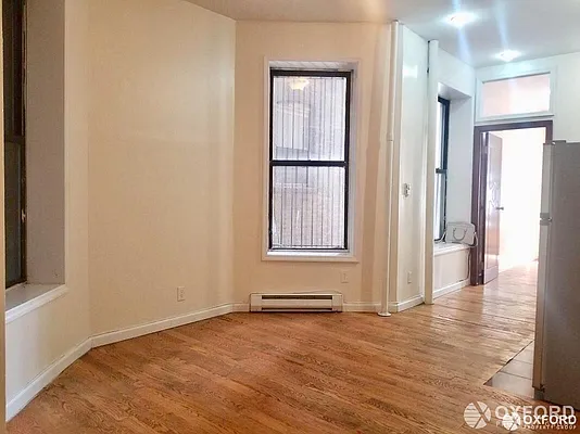 Rented by Oxford Property Group | media 11