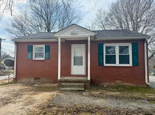 521 S Beaumont Ave, Burlington, NC 27217