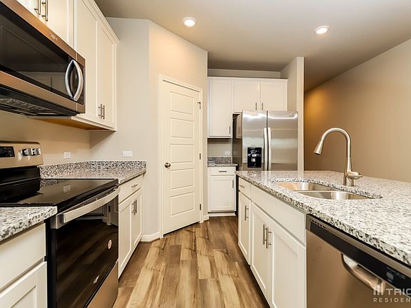 4th image of 5528 Shasta Pl