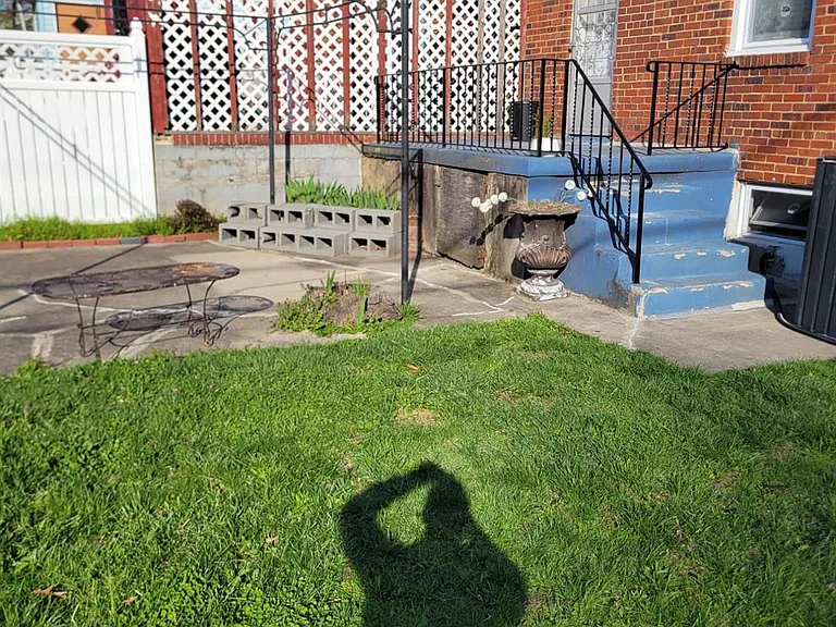 333 Brinton Ave — Photo 9