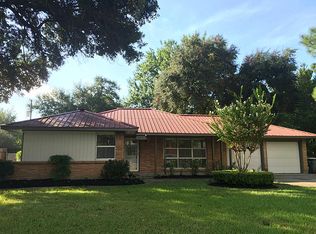 15717 Acapulco Dr, Jersey Village, TX 77040