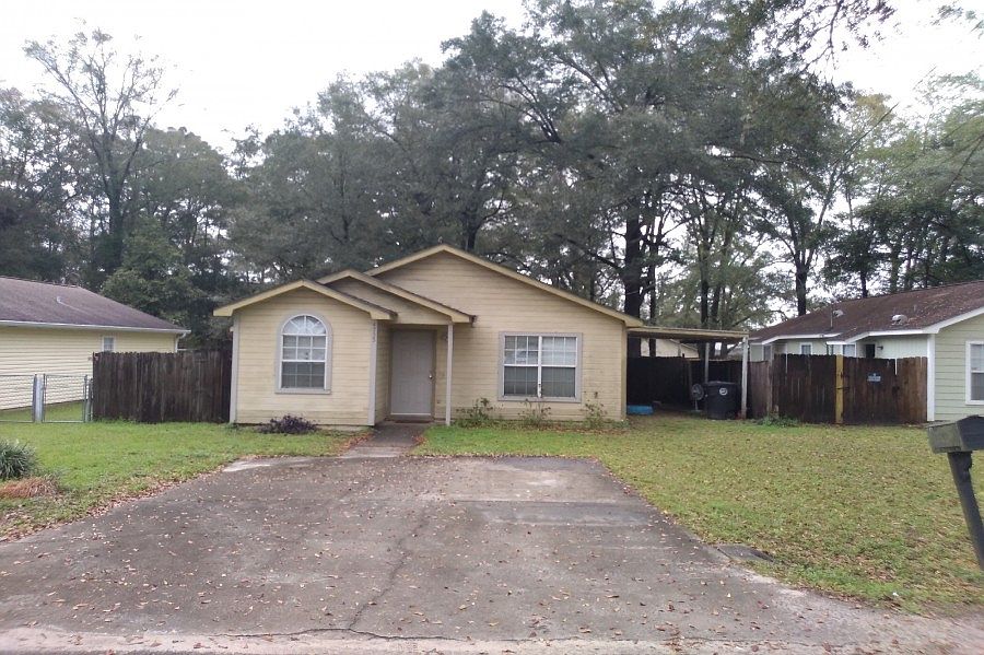 1st image of 4755 Orchid Dr