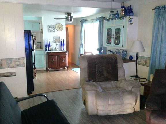 4th image of 67 Hatteras Ave
