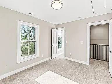 1107 Simmons St — Photo 33