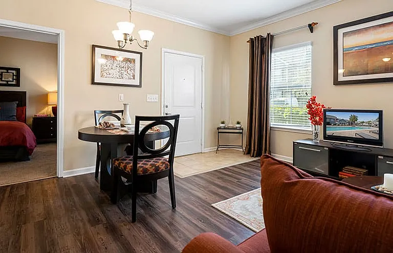 The Arlington at Eastern Shore Centre Apartments — Photo 2