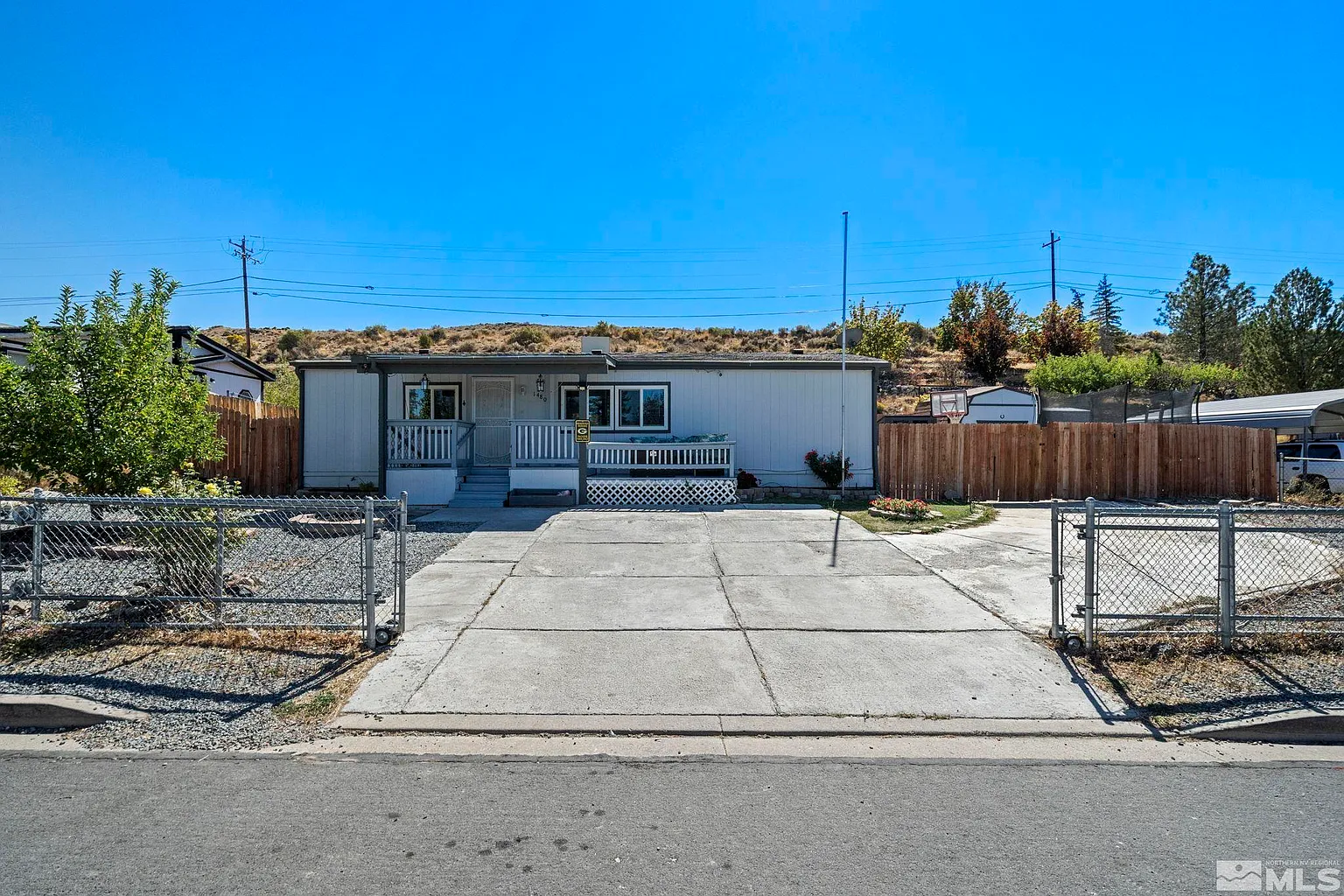 1480 Kate Ln photo 1