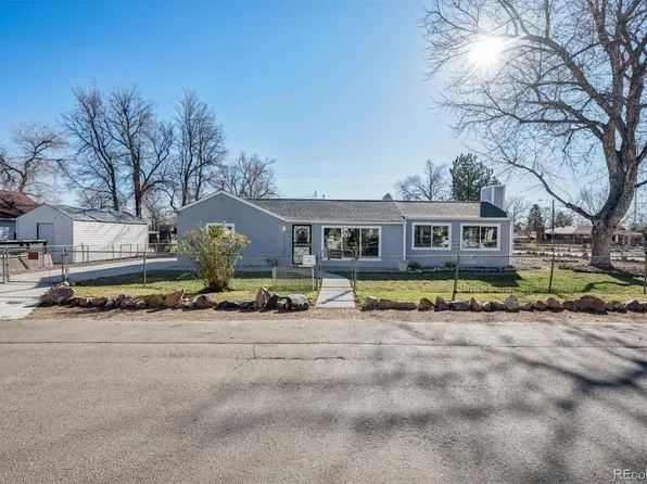 20 Gray Street, Lakewood, CO 80226