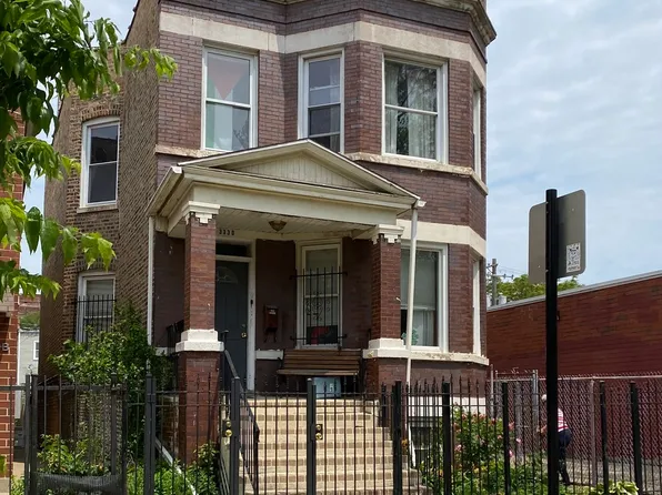 3330 W Evergreen Ave, Chicago, IL 60651