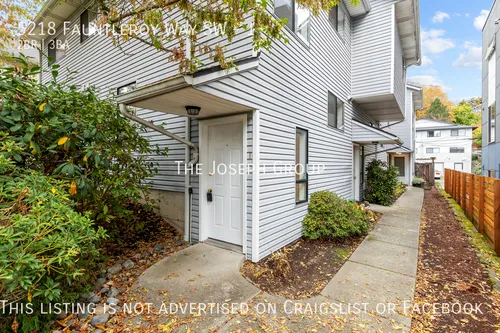 5218 Fauntleroy Way SW #1 Photo 1