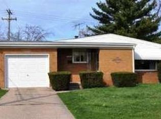 22601 Saint Joan St, Saint Clair Shores, MI 48080