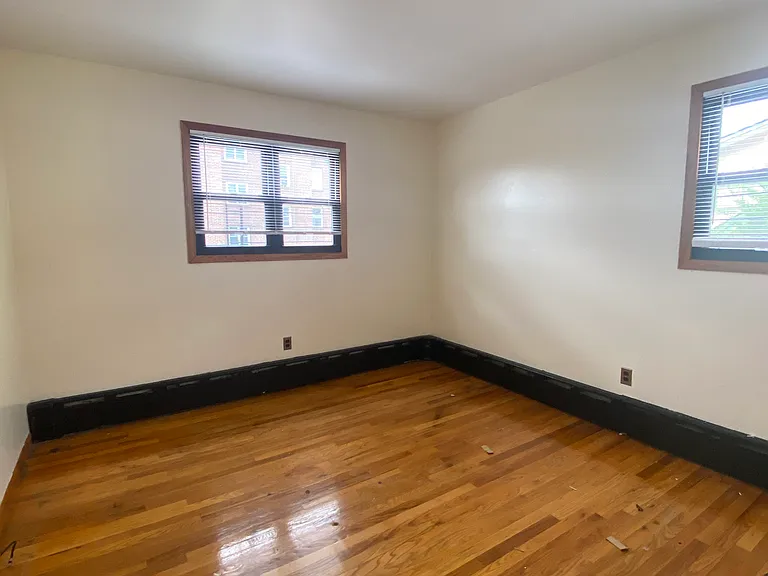 454 S 3rd Ave #1A — Photo 5