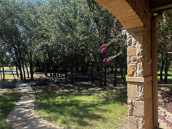 4th image of 2072 County Road 1025
