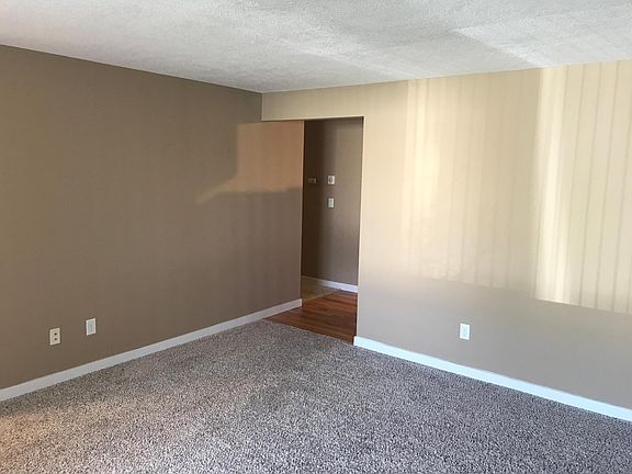 5th image of 15317 NE 50th St