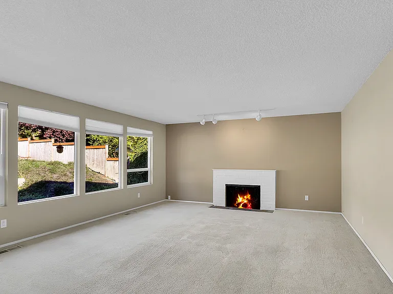 12816 SE 4th Pl — Photo 6