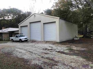 28150 Herman Simeon Rd, Livingston, LA 70754
