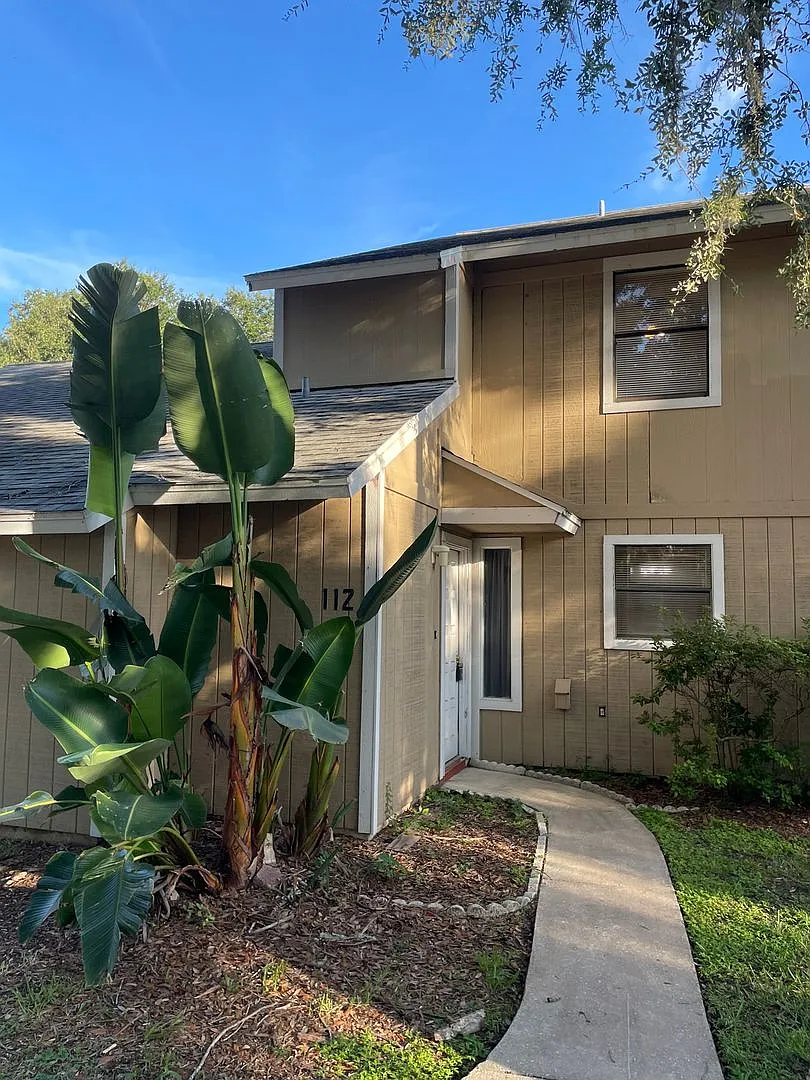 Townhome in Ormond Beach — Photo 1