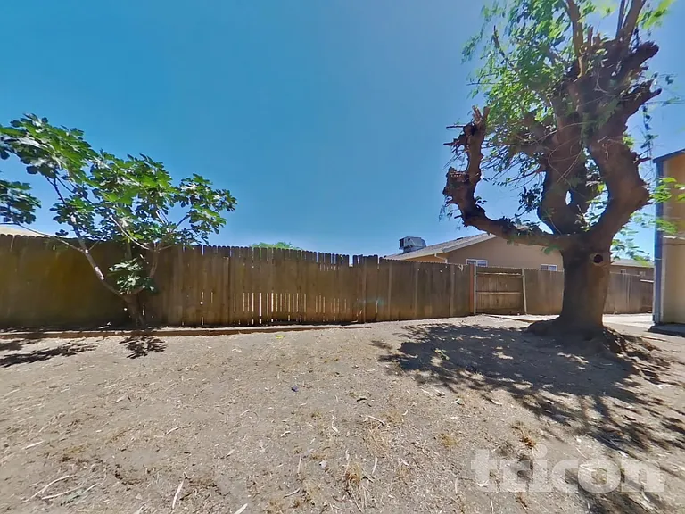 1109 Nadene Dr — Photo 14