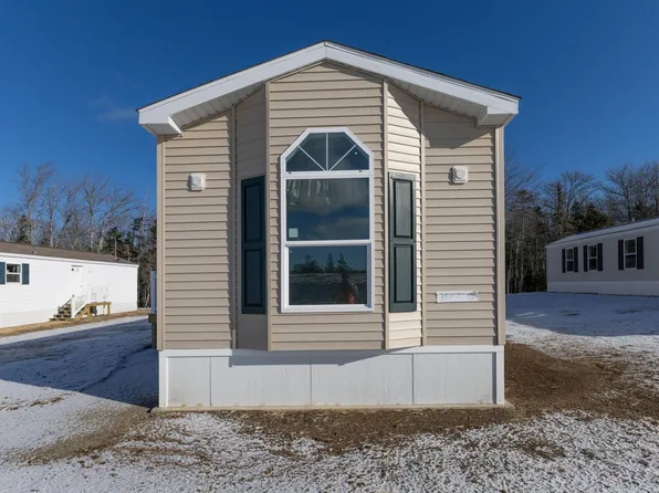 9 Goose Neck Road, Hancock, ME 04640