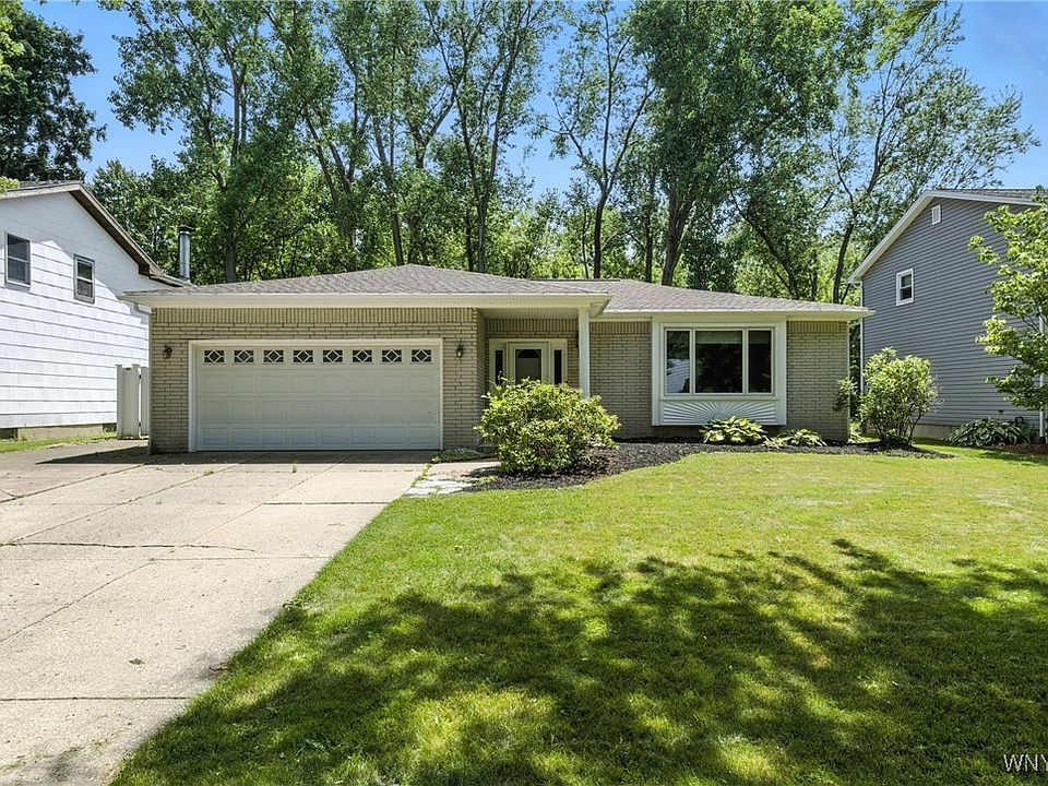 1st image of 53 Christine Dr