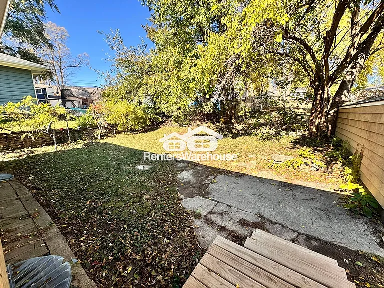 709 Bell Ave — Photo 2