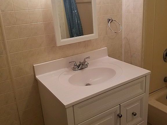 5th image of 26941 Wallace Ln