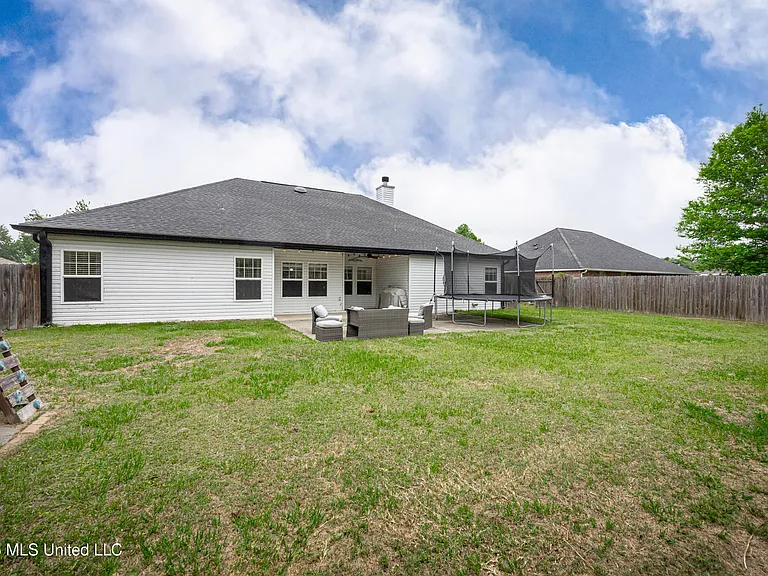 15208 Lisa Dr — Photo 51