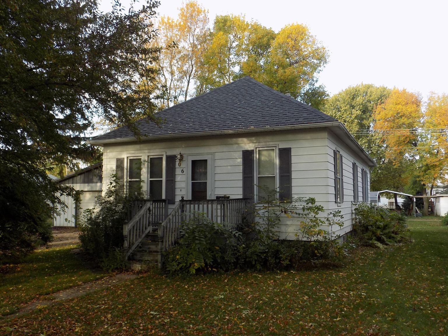 306 S Griffin St, Lakefield, MN 56150 Zillow