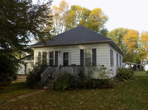 306 S Griffin St, Lakefield, MN 56150