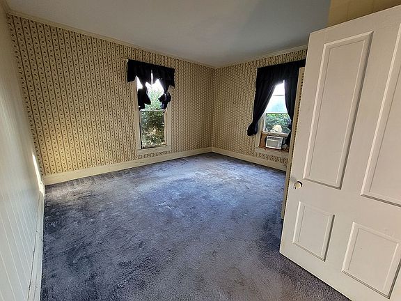 3rd image of 511 Hopkinsville St