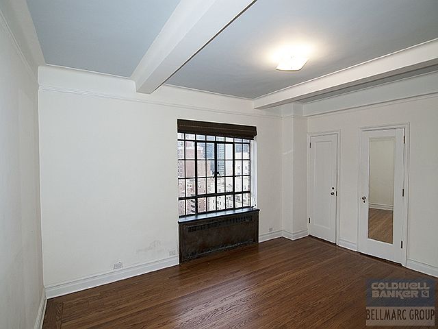 1st image of 10 Park Ave #22K