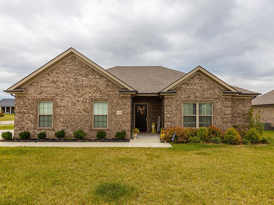 1st image of 658 Fourwinds Dr