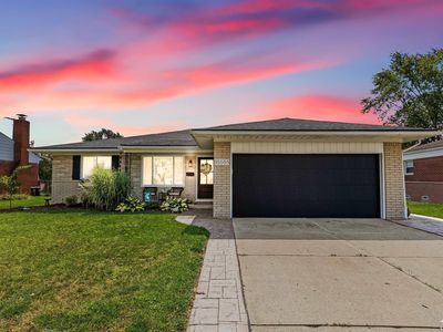 35555 Elmira St, Livonia, MI, 48150