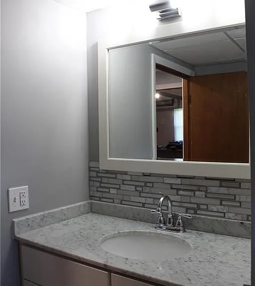24 Lewis St #2 — Photo 8