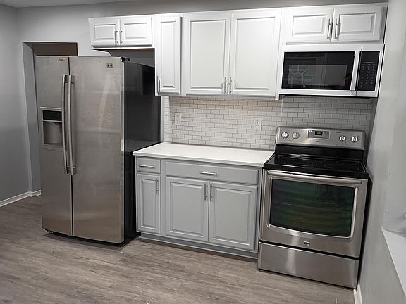 2nd image of 653 Birch Ave