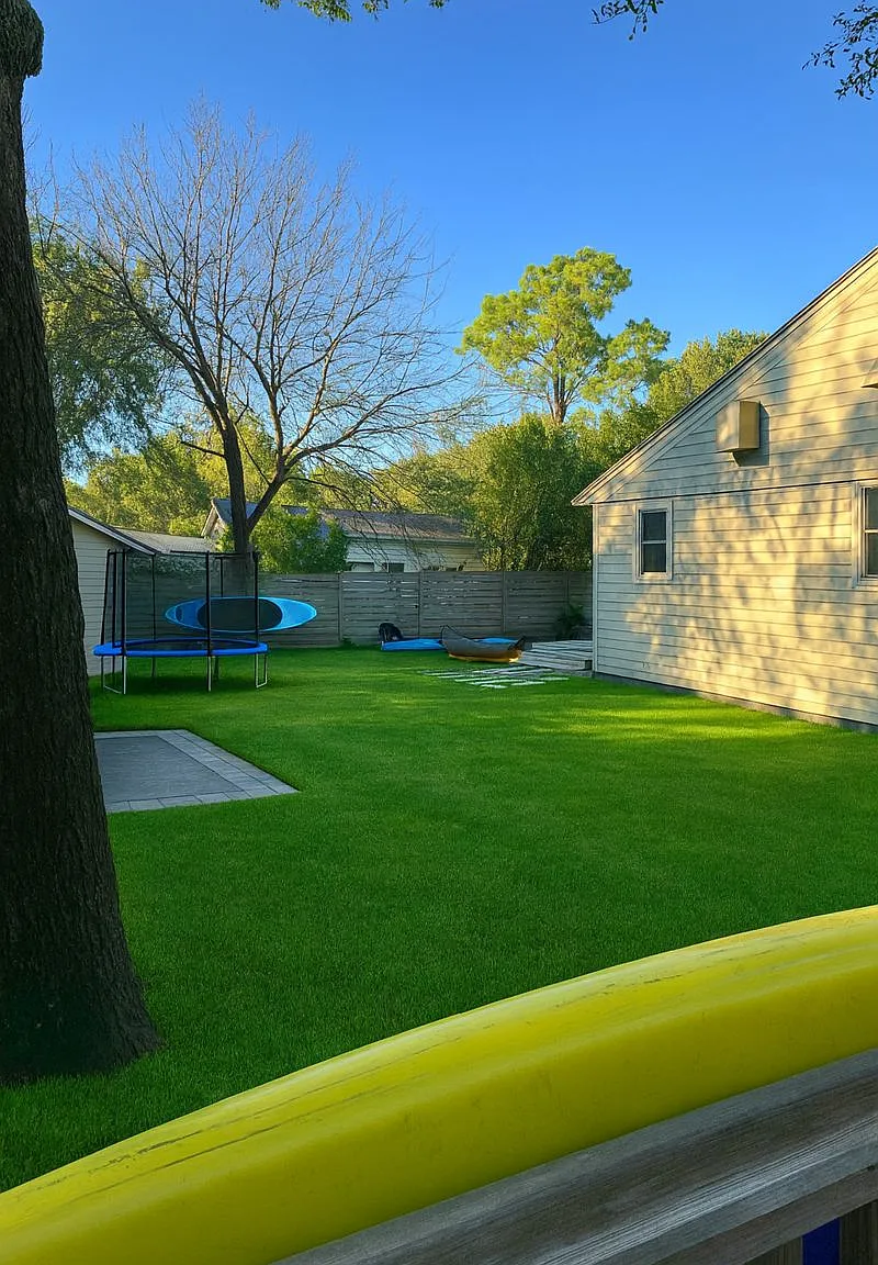 4 bed, 1630 sqft, $4,700 — Photo 3