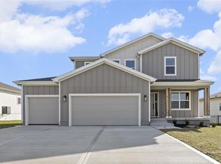 18637 W 193rd St, Spring Hill, KS 66083